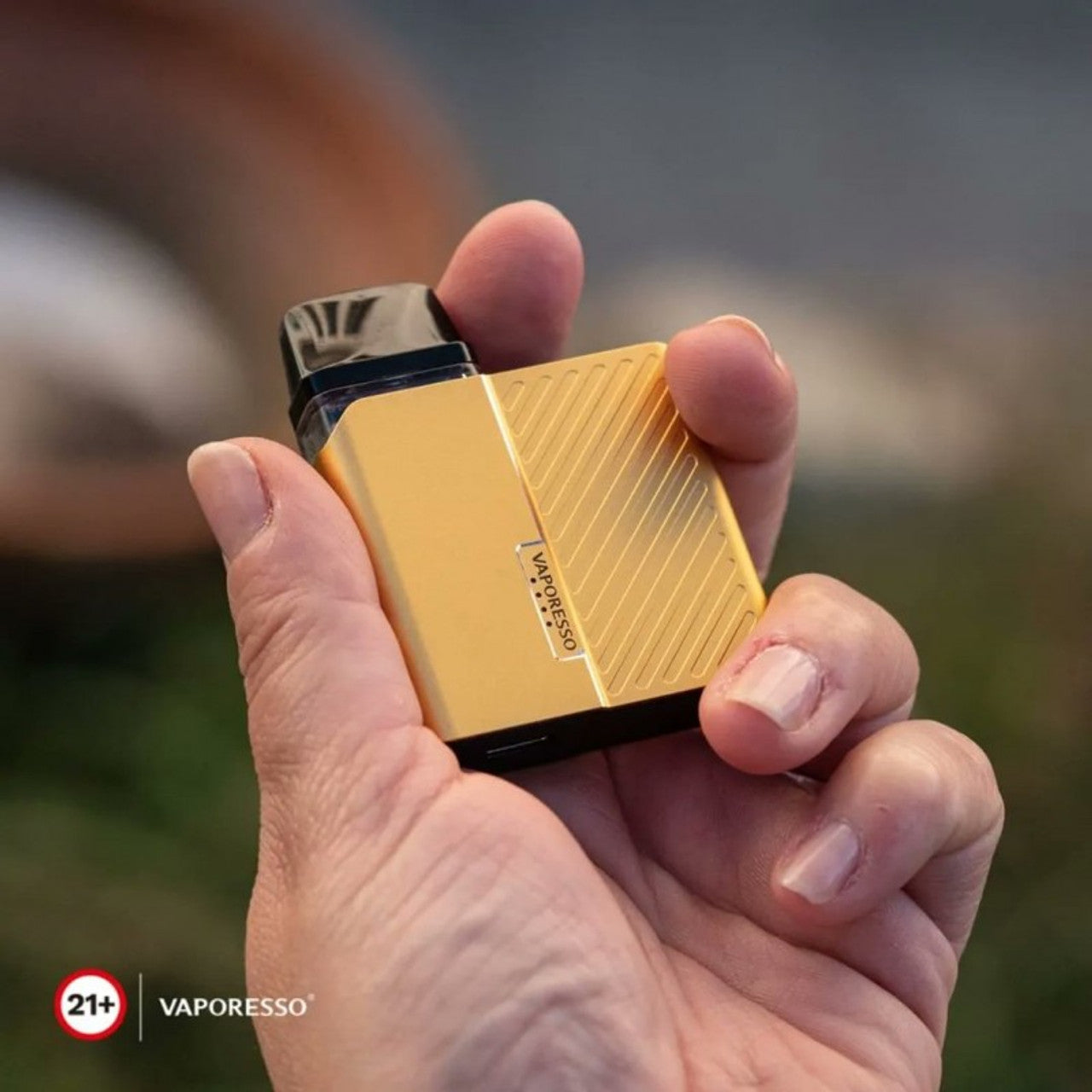 The Vaporesso Xros Nano Pod System Handheld Lifestyle Image